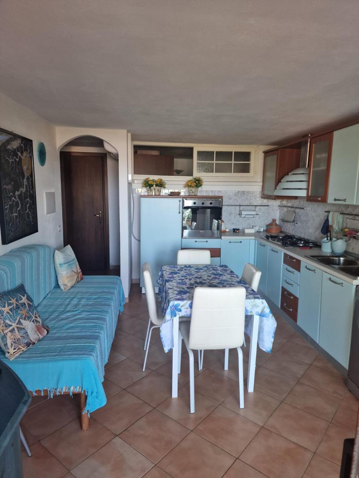 מרינלה Appartamento Cala Reale, Piano Terra מראה חיצוני תמונה