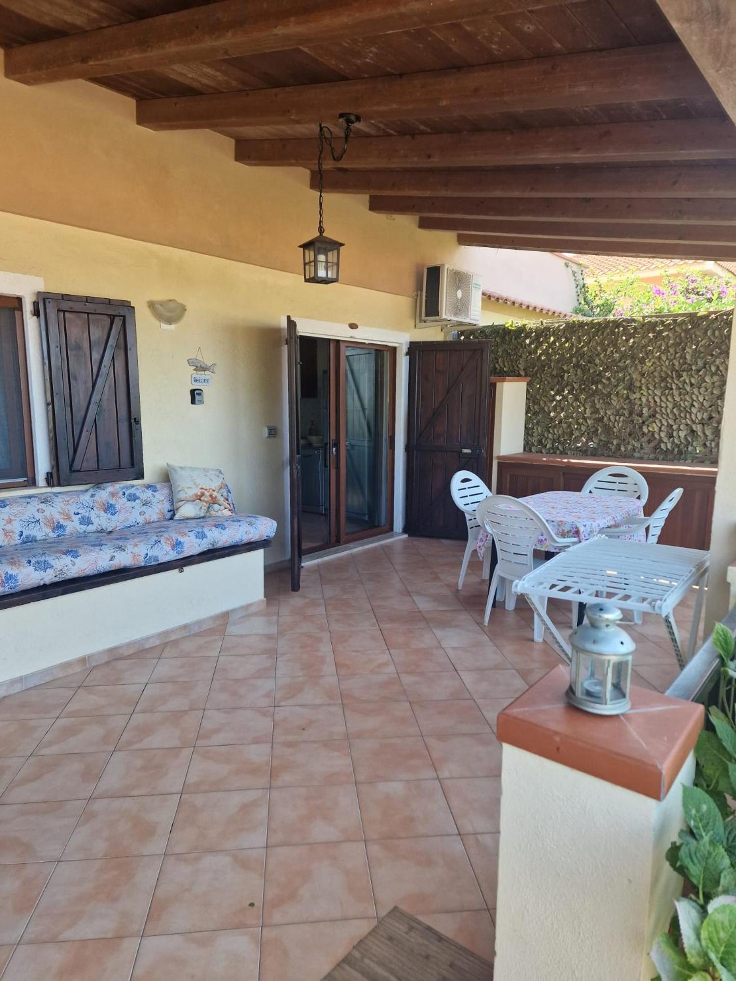 מרינלה Appartamento Cala Reale, Piano Terra מראה חיצוני תמונה